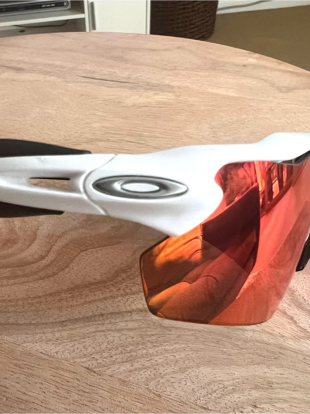 Oakley 009211 radar